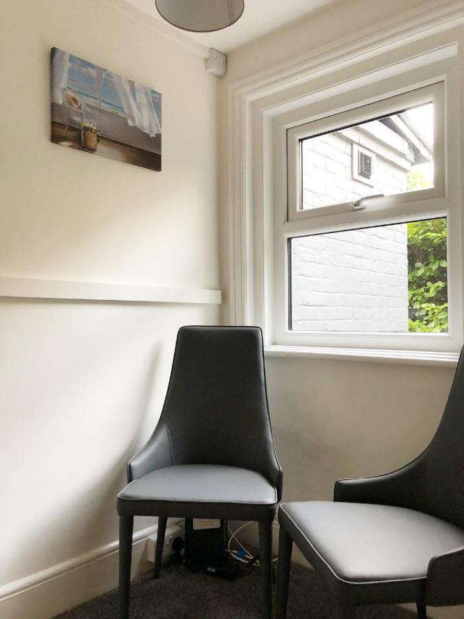 Summer Breeze. 3-Bed Apartment Close To The Beach Bournemouth Zewnętrze zdjęcie
